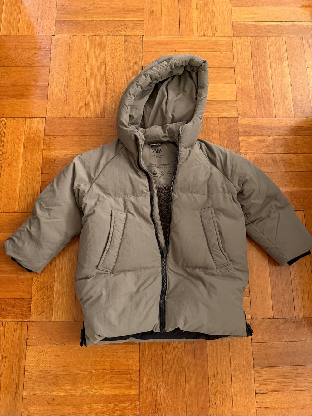 Zara Kids Hooded Puffer Jacket in Olive